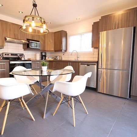 Appartamento Luxueux - Deco Moderne, Rosemont Montréal Esterno foto